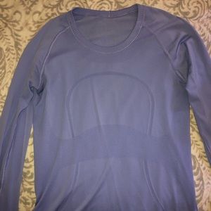 Baby blue Lululemon swiftly tech long sleeve crew